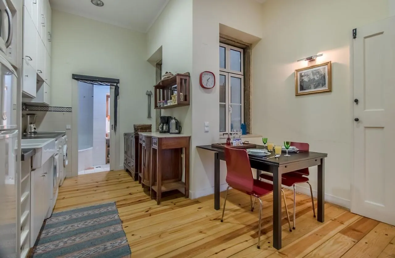 Correeiros Downtown - Historic Lisbon Apartment